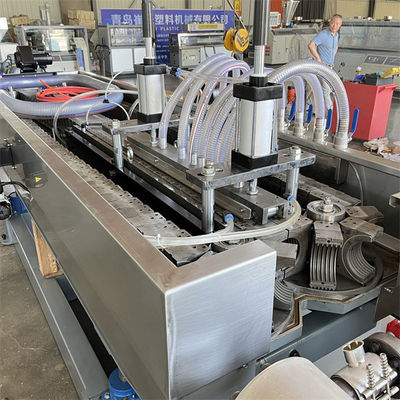 Линия по производству двухслойных гофрированных труб диаметром 50-160 мм со скоростью производства труб 5-6 м/мин