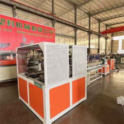 Stainless Steel Plastic Extrusion Machinery 15m/min PVC Garden Pipe Making Machine