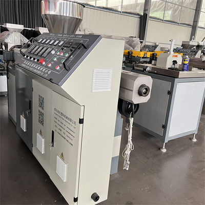 Полностью автоматическая линия экструзии спиральных труб из PE PP 50-200 мм