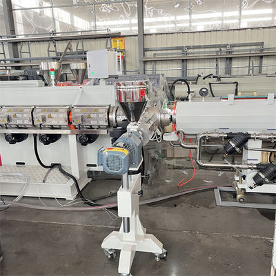 220V Automatic Plastic Production Pipe Making Machine Easy To Operate