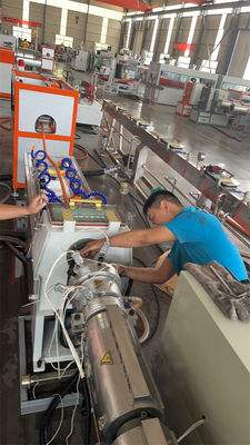 Unique Threaded Design PE Carbon Spiral Corrugated Pipes Plastic Making Machine Extruder