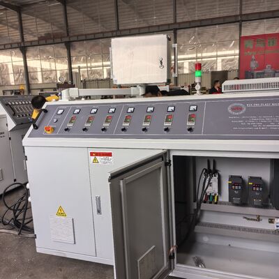 Система экструзионной трубы из спиральной углеродистой трубы с управляемым управлением CNC/гофрированный канал (диаметр по заказу 30-150 мм)