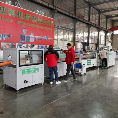 Carbon Spiral Pipe Extrusion Machine PE HDPE Plastic Corrugated Helical Tube Conduit Making Production Line