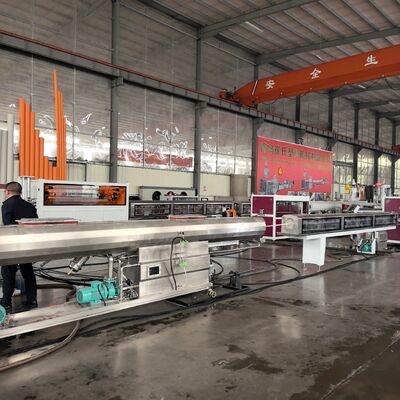 Automatic Single Screw PE HDPE Irrigation Pipe Extruder Plastic Tube Production Making Machine